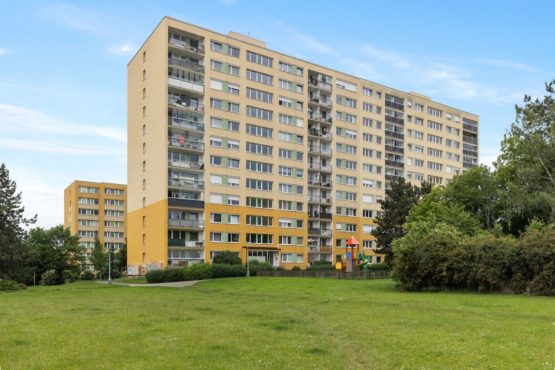 Prenájom bytu 3-izbový 63 m², V průčelí, Praha, Praha Prenájom bytu 3-izbový 63 m², V průčelí, Praha, Praha
