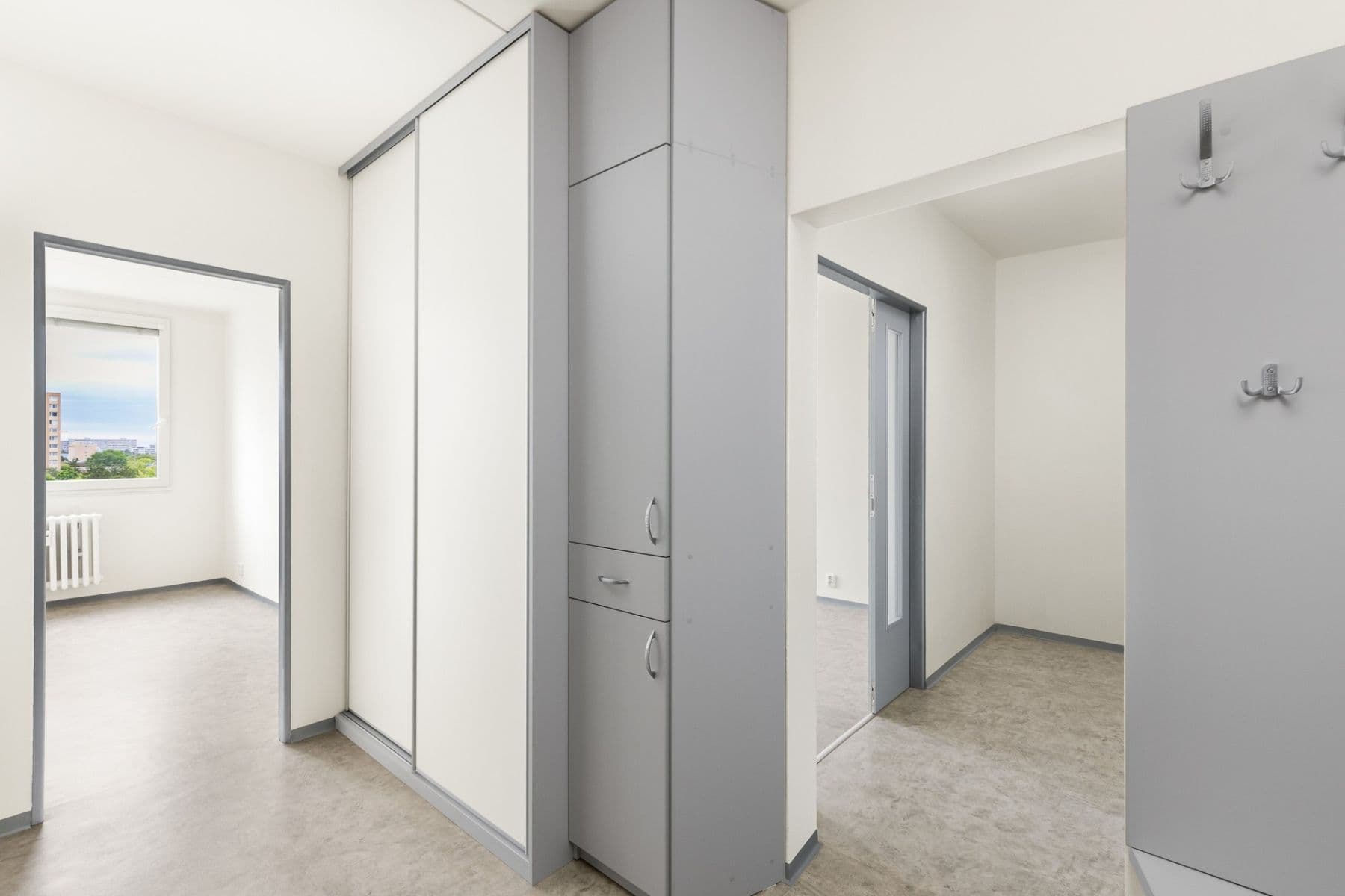 Prenájom bytu 3-izbový 63 m², V průčelí, Praha, Praha Prenájom bytu 3-izbový 63 m², V průčelí, Praha, Praha