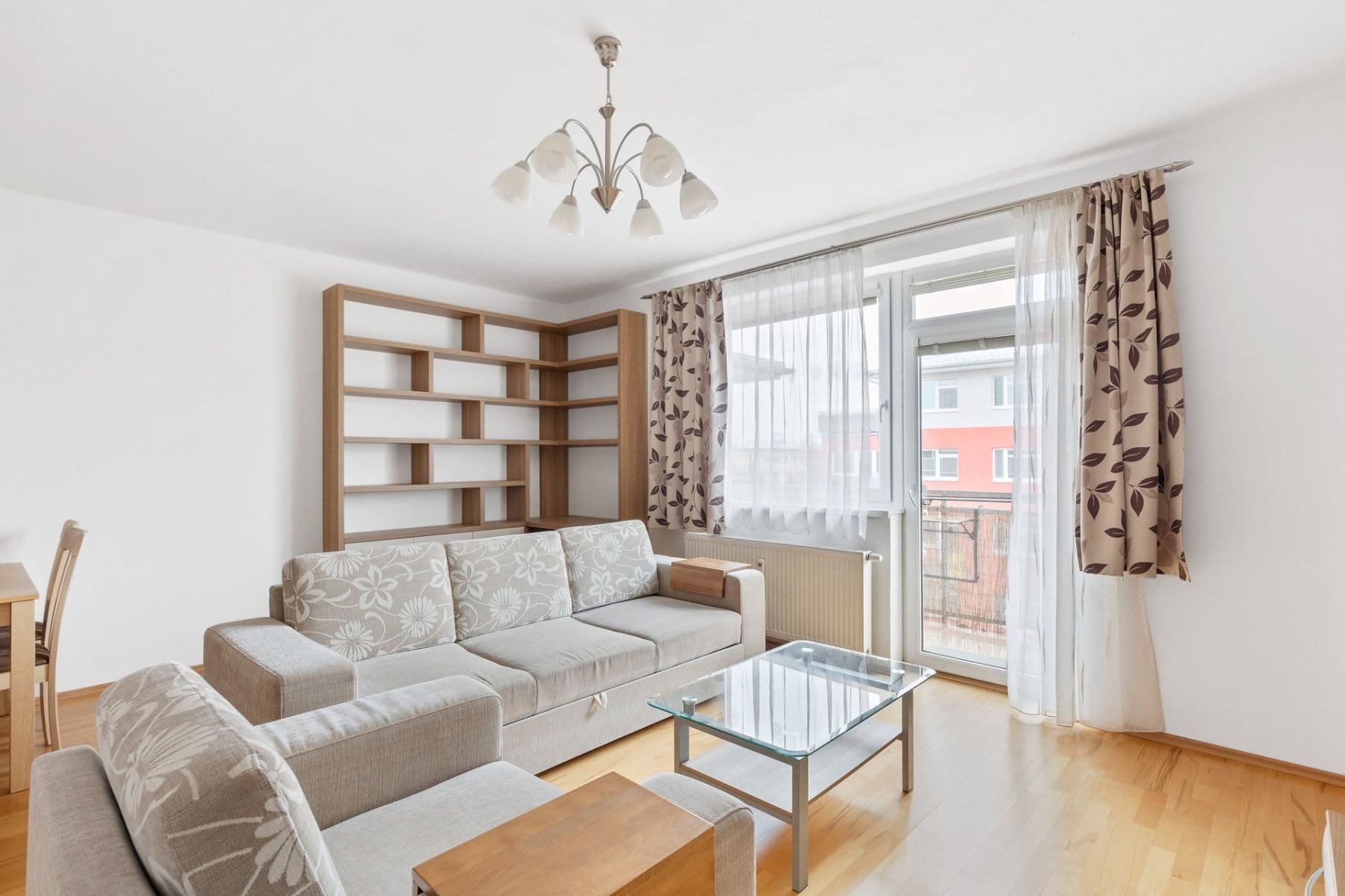 Prenájom bytu 3-izbový 82 m², Českodubská, Praha, Praha Prenájom bytu 3-izbový 82 m², Českodubská, Praha, Praha