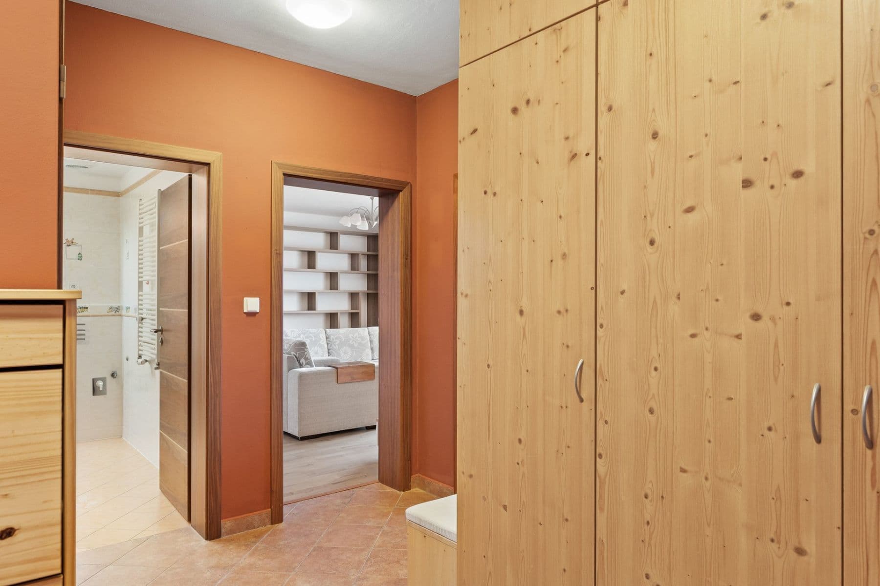 Prenájom bytu 3-izbový 82 m², Českodubská, Praha, Praha Prenájom bytu 3-izbový 82 m², Českodubská, Praha, Praha