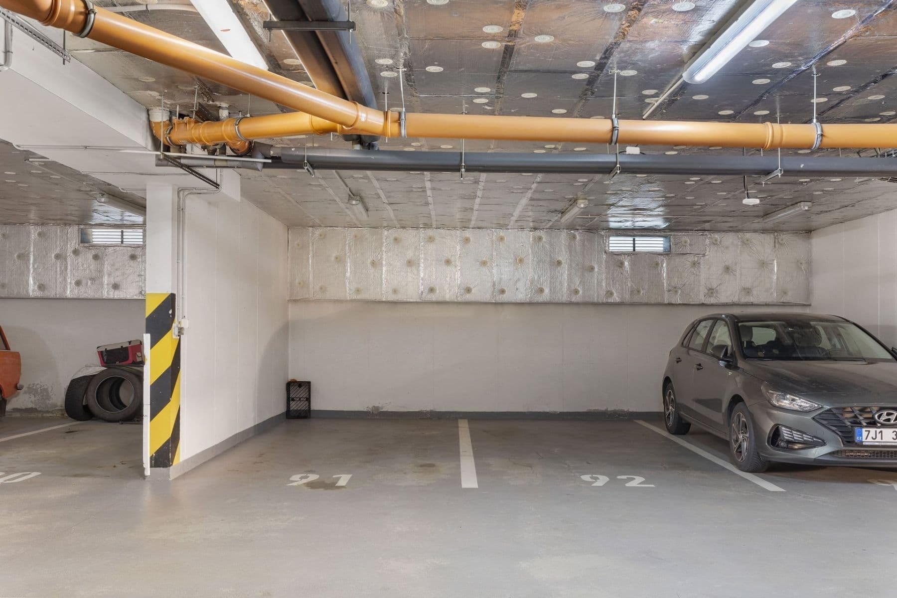 Prenájom bytu 3-izbový 82 m², Českodubská, Praha, Praha Prenájom bytu 3-izbový 82 m², Českodubská, Praha, Praha