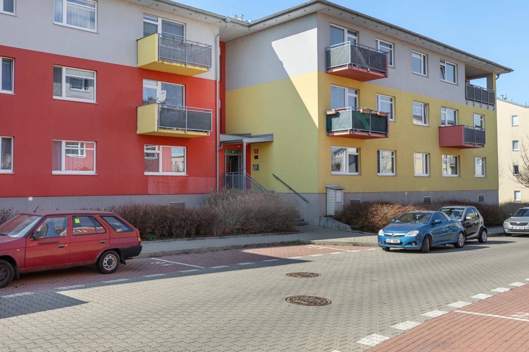 Prenájom bytu 3-izbový 82 m², Českodubská, Praha, Praha Prenájom bytu 3-izbový 82 m², Českodubská, Praha, Praha