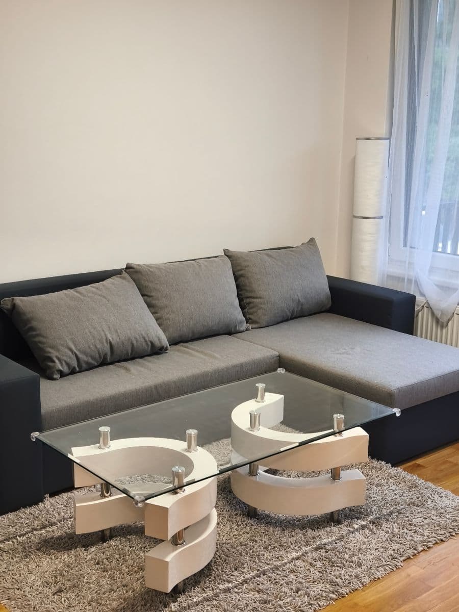 Prenájom bytu 2-izbový 49 m², Granitova, Praha, Praha Prenájom bytu 2-izbový 49 m², Granitova, Praha, Praha