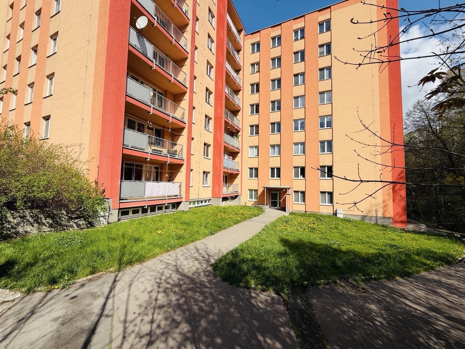 Prenájom bytu 3-izbový 68 m², Dlouhá třída, Havířov, Moravskoslezský kraj Prenájom bytu 3-izbový 68 m², Dlouhá třída, Havířov, Moravskoslezský kraj