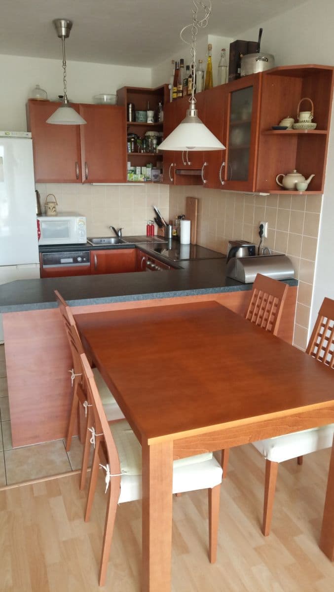 Prenájom bytu 3-izbový 85 m², Divišovská, Praha, Praha Prenájom bytu 3-izbový 85 m², Divišovská, Praha, Praha