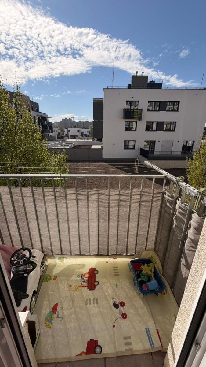 Prenájom bytu 3-izbový 85 m², Divišovská, Praha, Praha Prenájom bytu 3-izbový 85 m², Divišovská, Praha, Praha
