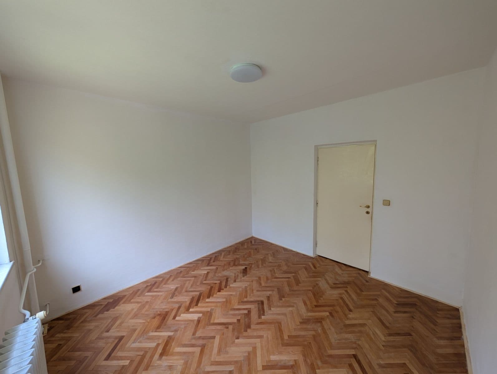 Prenájom bytu 4-izbový 69 m², Jasmínová, Ostrava, Moravskoslezský kraj Prenájom bytu 4-izbový 69 m², Jasmínová, Ostrava, Moravskoslezský kraj