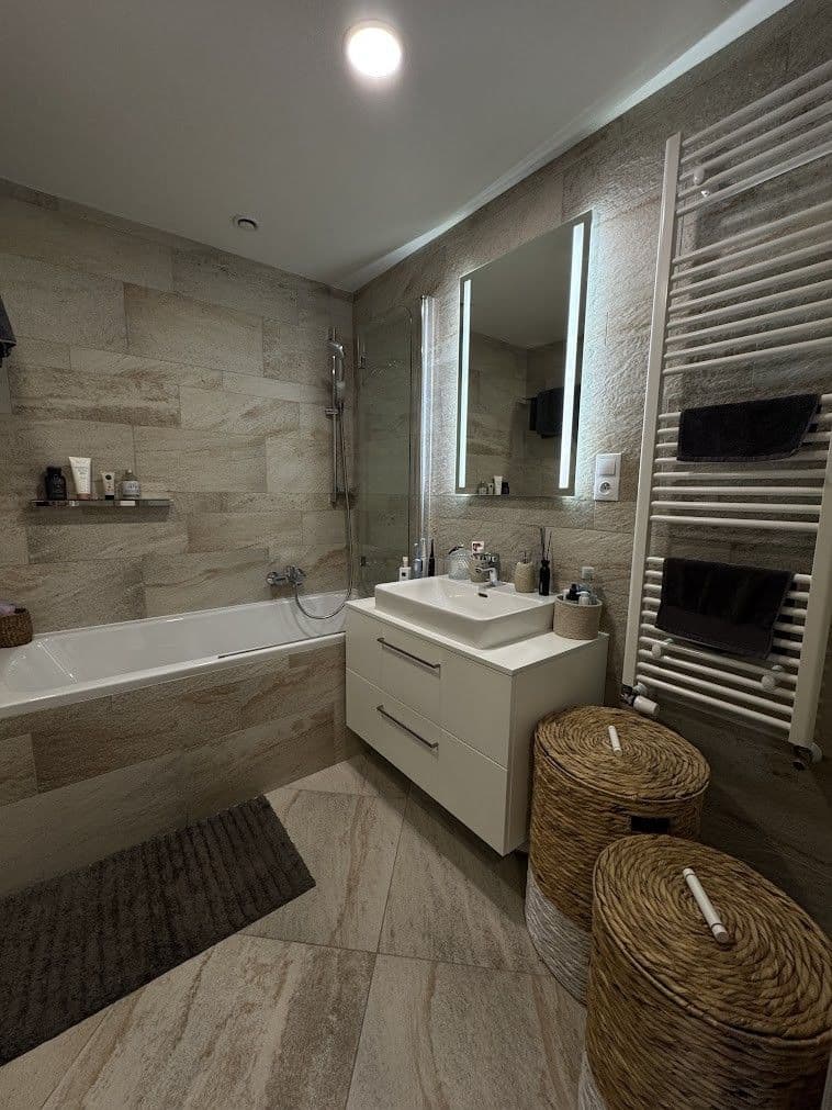 Predaj bytu 2-izbový 47 m², Do Zahrádek Ⅰ, Praha, Praha Predaj bytu 2-izbový 47 m², Do Zahrádek Ⅰ, Praha, Praha