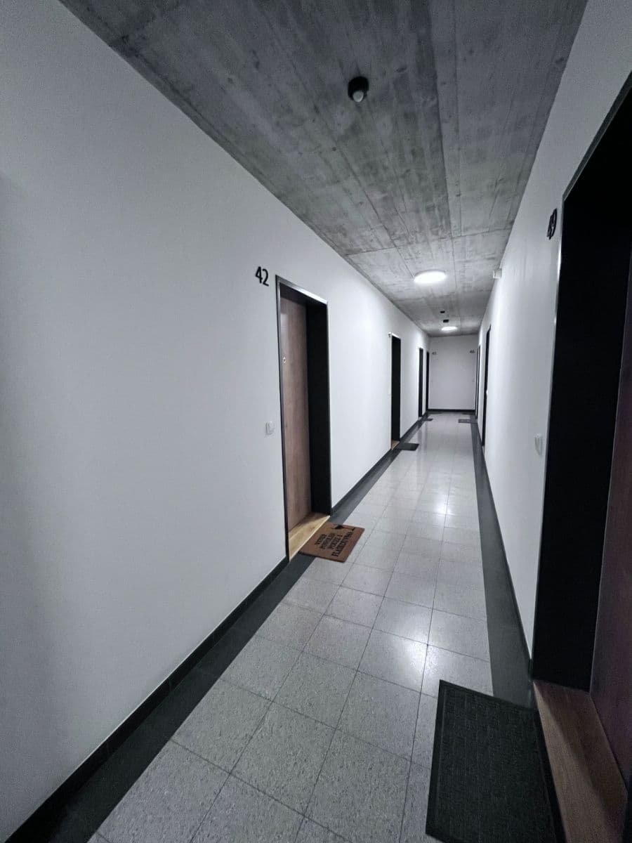 Prenájom bytu 1-izbový 24 m², Novovysočanská, Praha, Praha Prenájom bytu 1-izbový 24 m², Novovysočanská, Praha, Praha