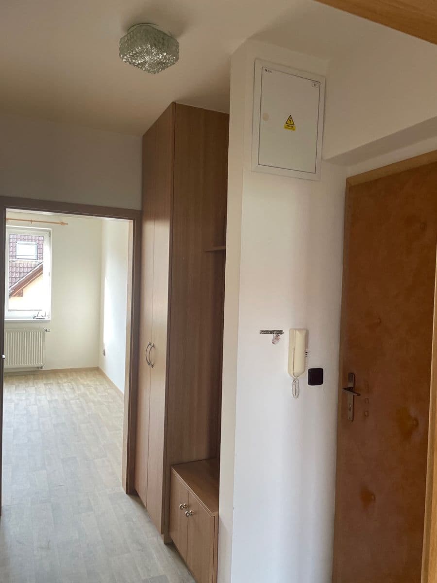 Prenájom bytu 2-izbový 34 m², Mezi Domky, Praha, Praha Prenájom bytu 2-izbový 34 m², Mezi Domky, Praha, Praha