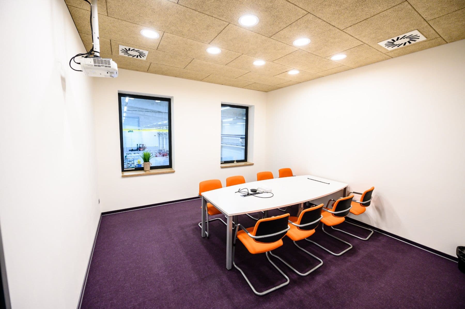 Prenájom kancelárie 272 m², Nádražní, Pardubice, Pardubický kraj Prenájom kancelárie 272 m², Nádražní, Pardubice, Pardubický kraj