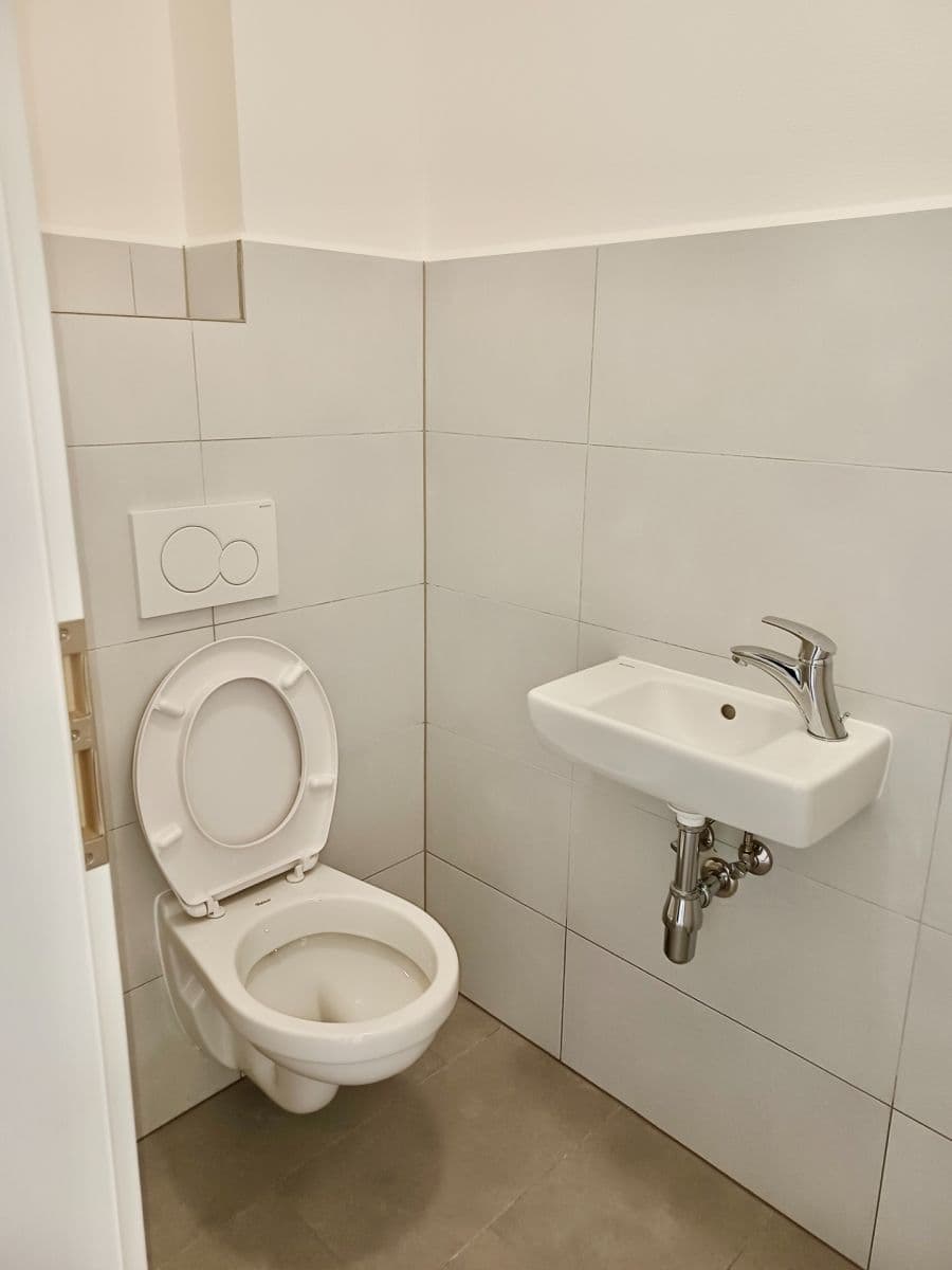 Prenájom bytu 3-izbový 70 m², Tovární, Plzeň, Plzeňský kraj Prenájom bytu 3-izbový 70 m², Tovární, Plzeň, Plzeňský kraj