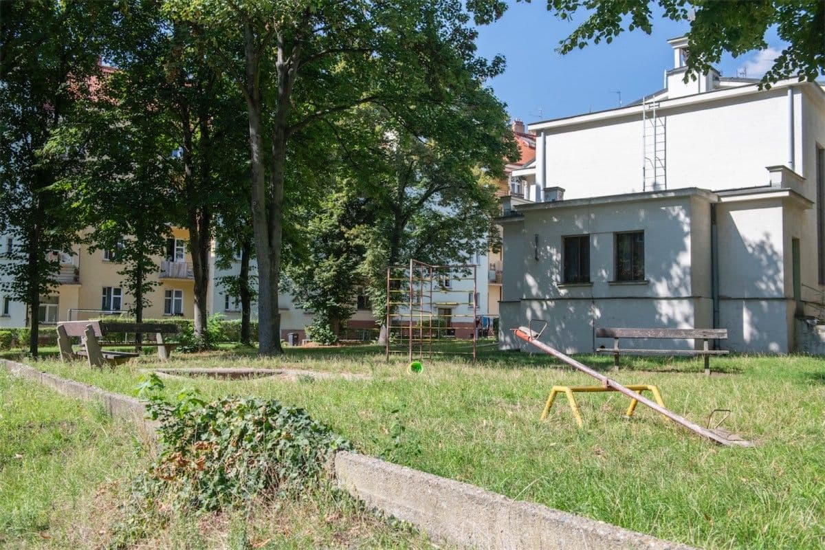 Prenájom bytu 2-izbový 57 m², Zákostelní, Praha, Praha Prenájom bytu 2-izbový 57 m², Zákostelní, Praha, Praha