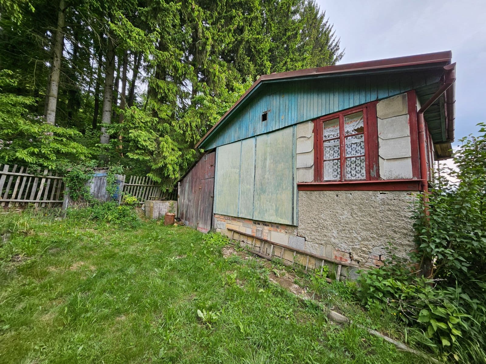 Predaj rekreačného objektu 38 m², pozemek 940 m², U Semanína, Česká Třebová, Pardubický kraj Predaj rekreačného objektu 38 m², pozemek 940 m², U Semanína, Česká Třebová, Pardubický kraj