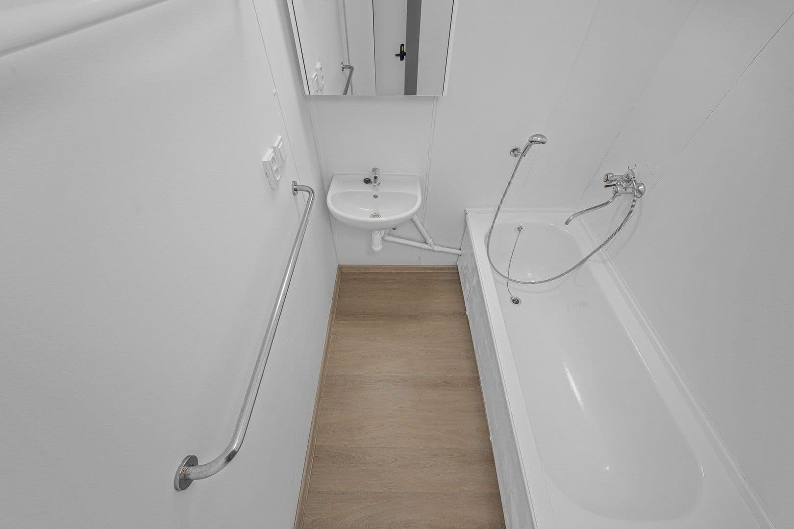 Prenájom bytu 3-izbový 61 m², Zálesí, Praha, Praha Prenájom bytu 3-izbový 61 m², Zálesí, Praha, Praha