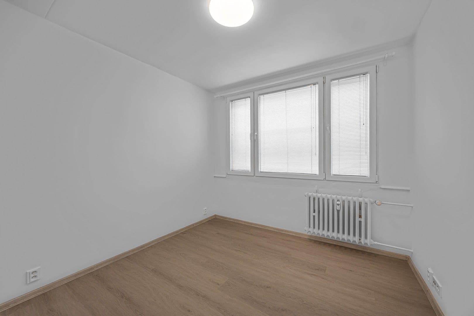 Prenájom bytu 3-izbový 61 m², Zálesí, Praha, Praha Prenájom bytu 3-izbový 61 m², Zálesí, Praha, Praha