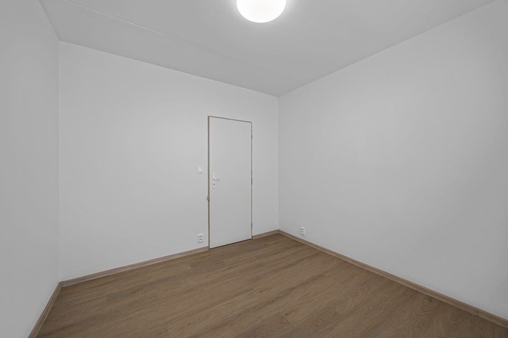 Prenájom bytu 3-izbový 61 m², Zálesí, Praha, Praha Prenájom bytu 3-izbový 61 m², Zálesí, Praha, Praha