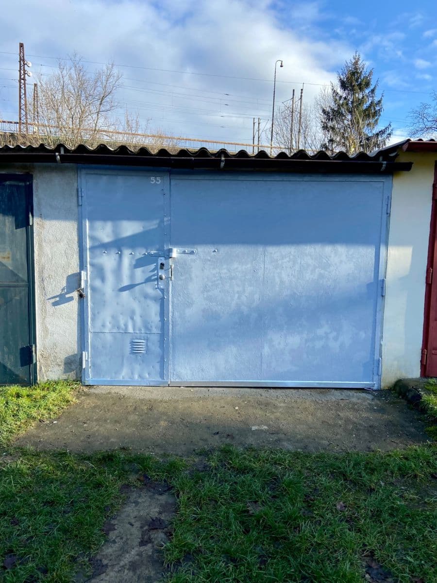 Predaj garáže 22 m², Pivovarnická, Praha, Praha Predaj garáže 22 m², Pivovarnická, Praha, Praha