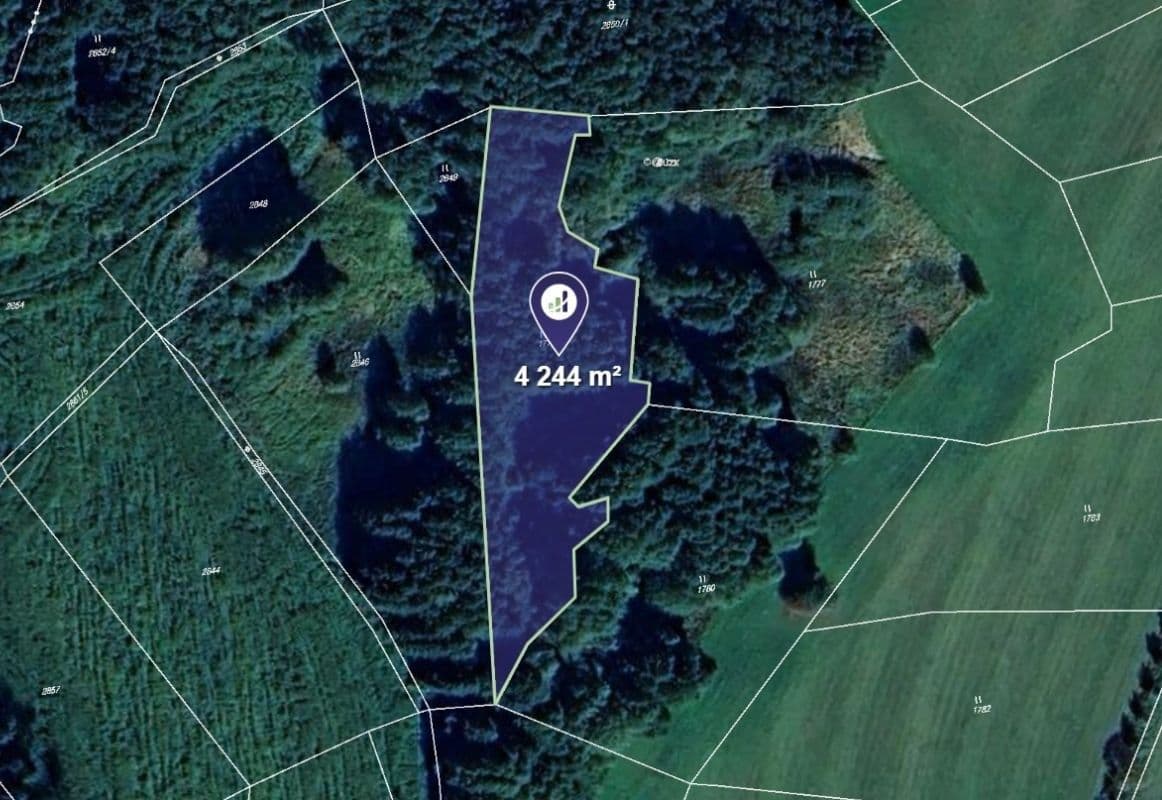 Predaj pozemku 4.244 m², Čechtice, Středočeský kraj Predaj pozemku 4.244 m², Čechtice, Středočeský kraj