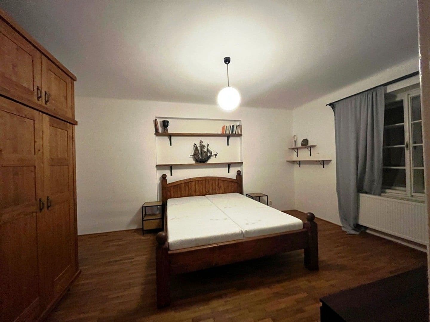 Prenájom bytu 3-izbový 75 m², Mánesova, Hradec Králové, Královéhradecký kraj Prenájom bytu 3-izbový 75 m², Mánesova, Hradec Králové, Královéhradecký kraj