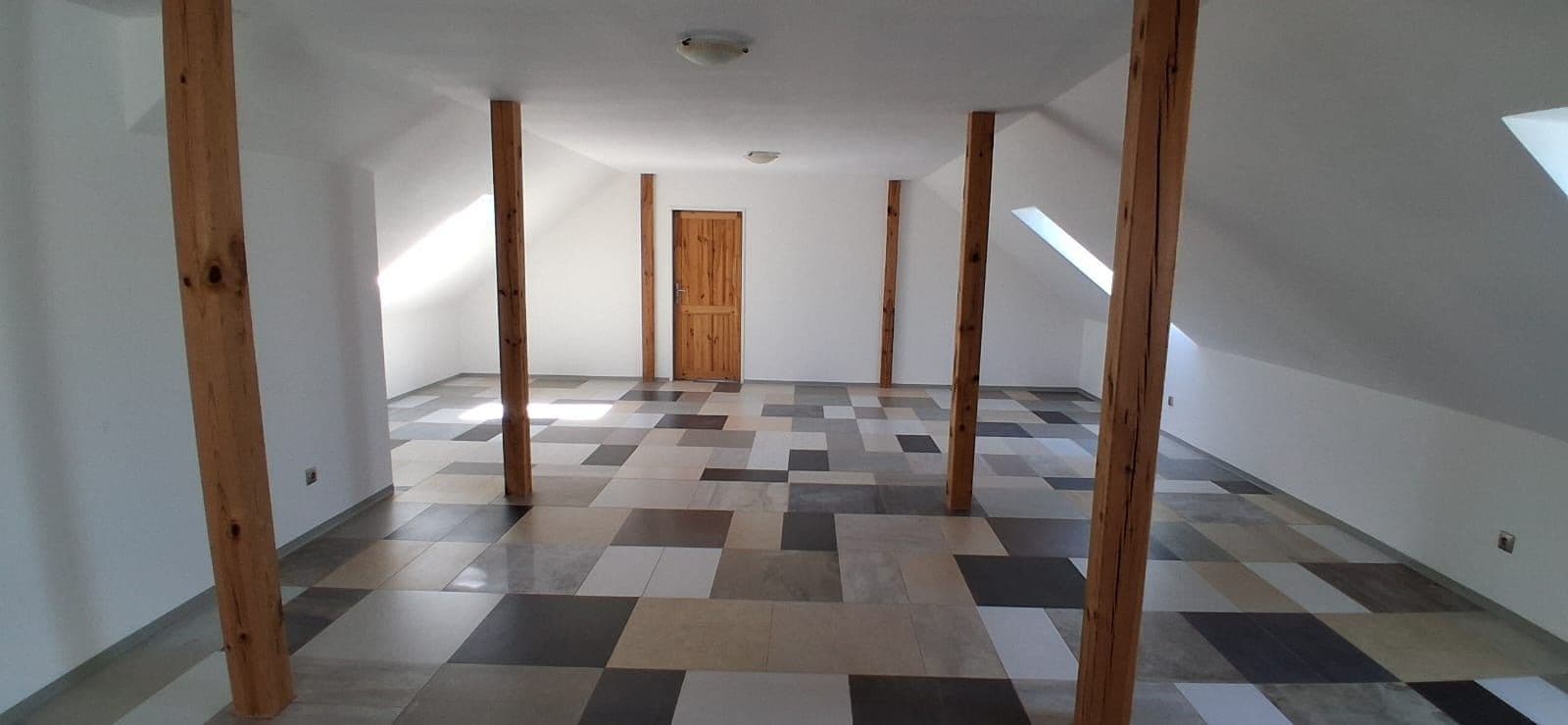 Predaj domu 318 m², pozemek 1.341 m², Soběslav, Jihočeský kraj Predaj domu 318 m², pozemek 1.341 m², Soběslav, Jihočeský kraj