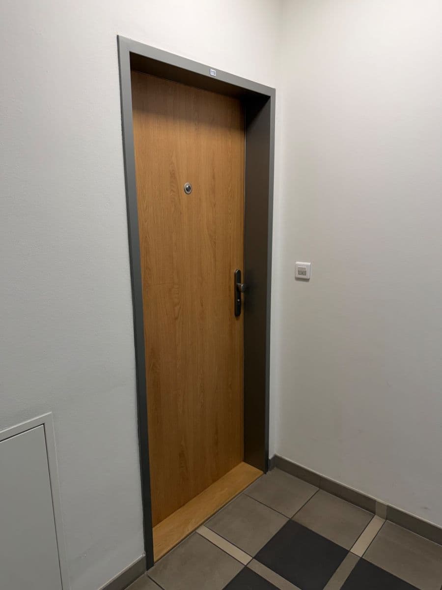 Prenájom bytu 2-izbový 49 m², Fojtova, Praha, Praha Prenájom bytu 2-izbový 49 m², Fojtova, Praha, Praha