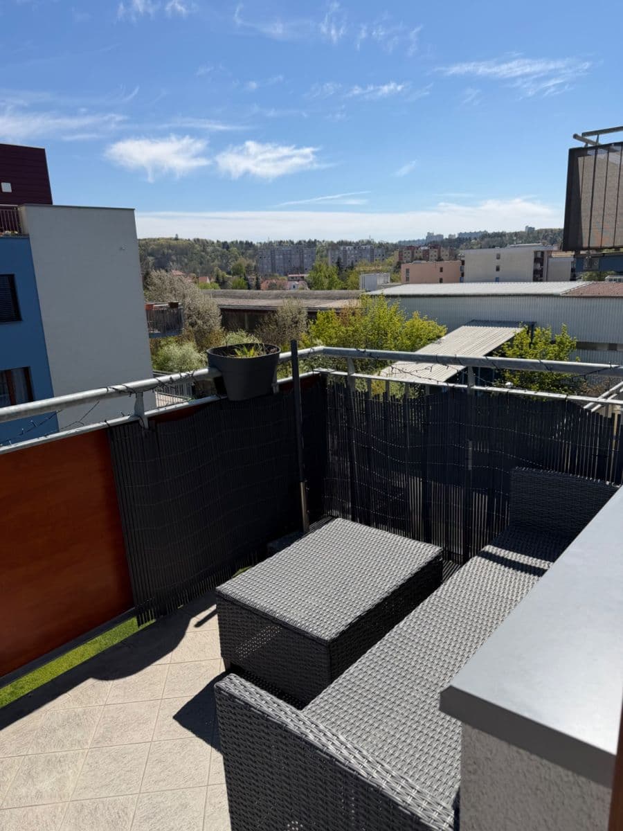 Prenájom bytu 2-izbový 49 m², Fojtova, Praha, Praha Prenájom bytu 2-izbový 49 m², Fojtova, Praha, Praha