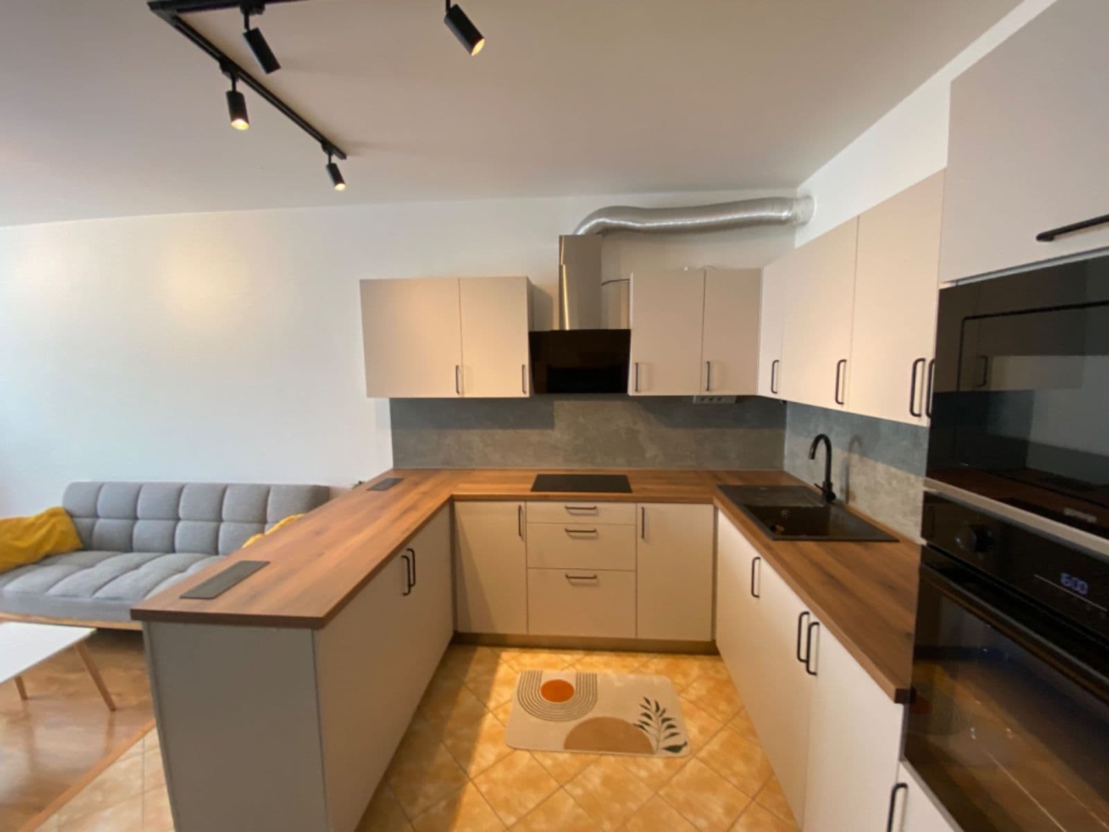Predaj bytu 2-izbový 54 m², Zakšínská, Praha, Praha Predaj bytu 2-izbový 54 m², Zakšínská, Praha, Praha