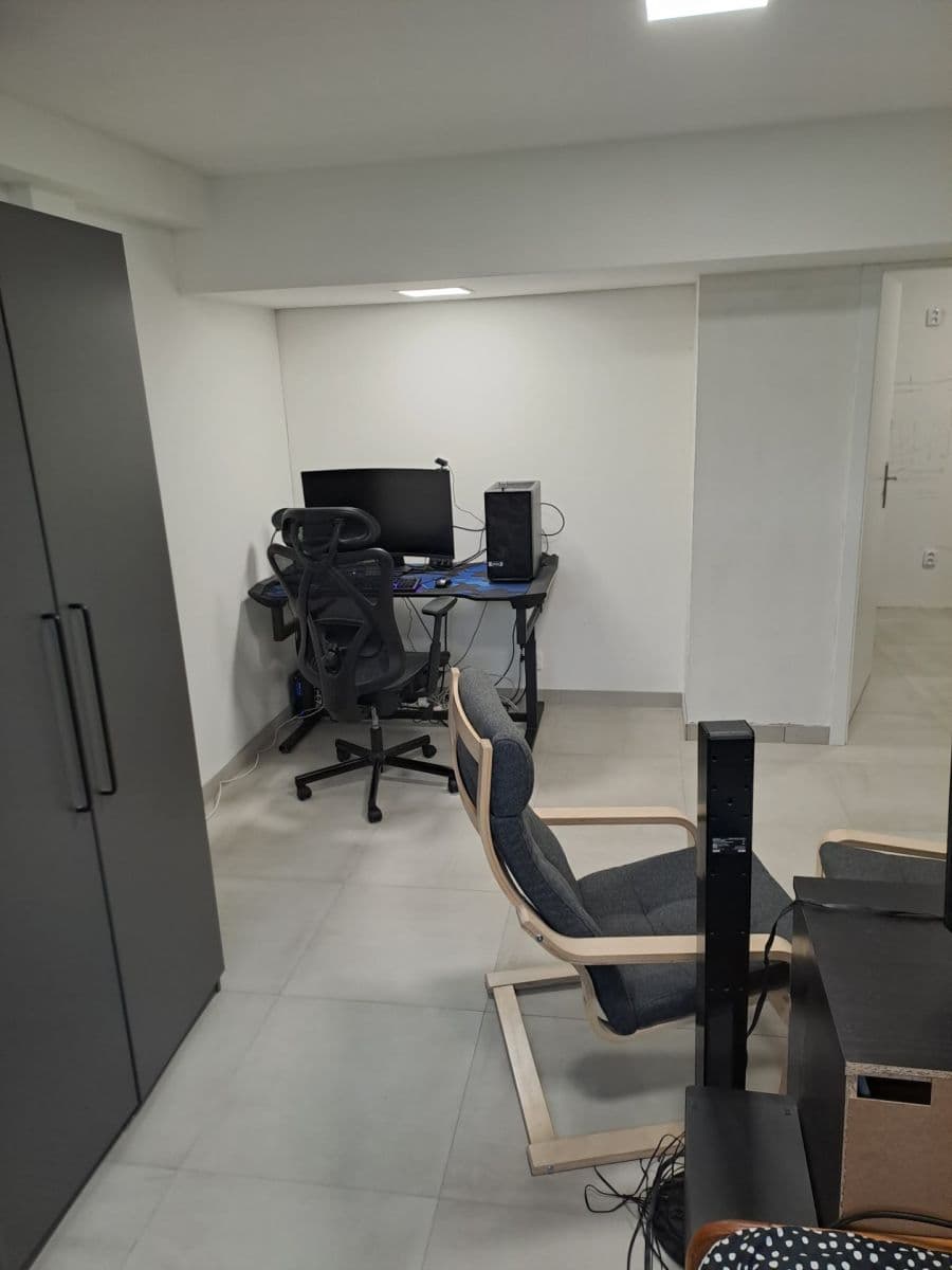 Predaj bytu 2-izbový 44 m², Manželů Dostálových, Praha, Praha Predaj bytu 2-izbový 44 m², Manželů Dostálových, Praha, Praha