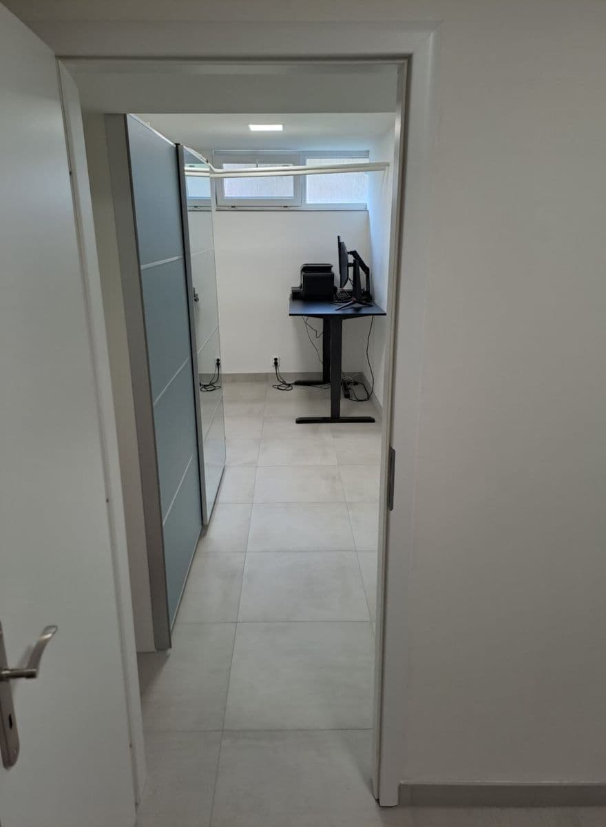 Predaj bytu 2-izbový 44 m², Manželů Dostálových, Praha, Praha Predaj bytu 2-izbový 44 m², Manželů Dostálových, Praha, Praha