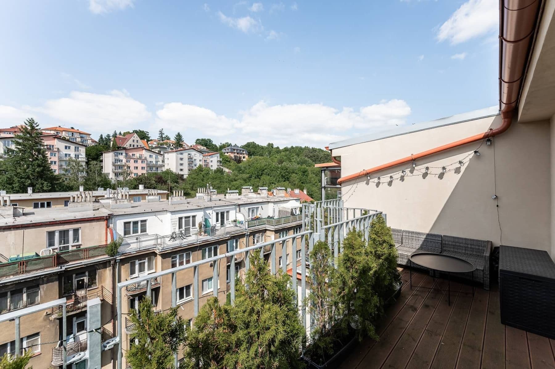 Prenájom bytu 4-izbový 118 m², V Zahradách, Praha, Praha Prenájom bytu 4-izbový 118 m², V Zahradách, Praha, Praha