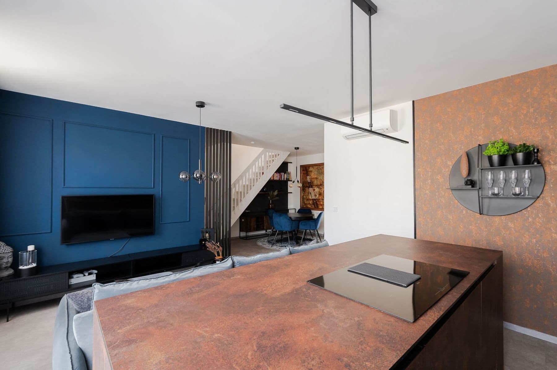 Prenájom bytu 4-izbový 118 m², V Zahradách, Praha, Praha Prenájom bytu 4-izbový 118 m², V Zahradách, Praha, Praha