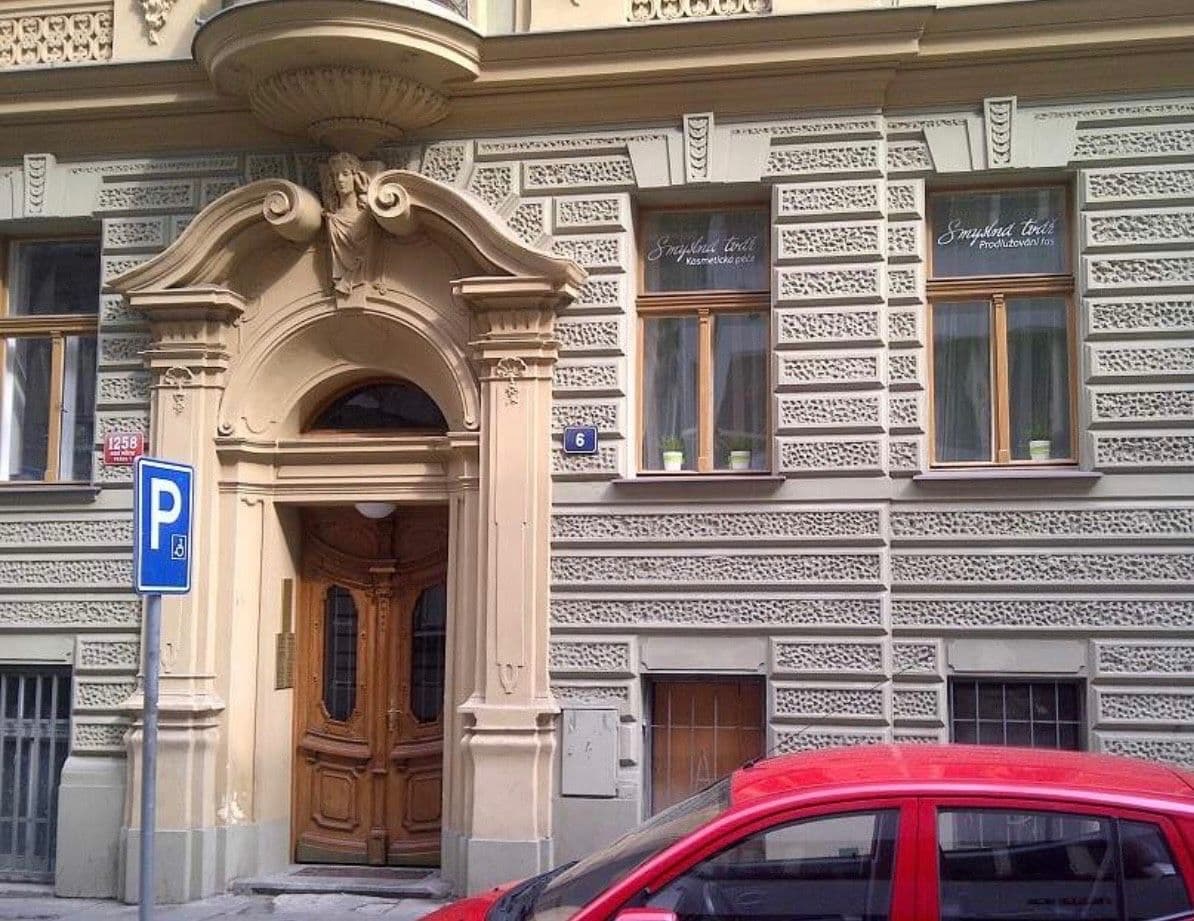 Prenájom nebytového priestoru 15 m², Ve Smečkách, Praha, Praha Prenájom nebytového priestoru 15 m², Ve Smečkách, Praha, Praha