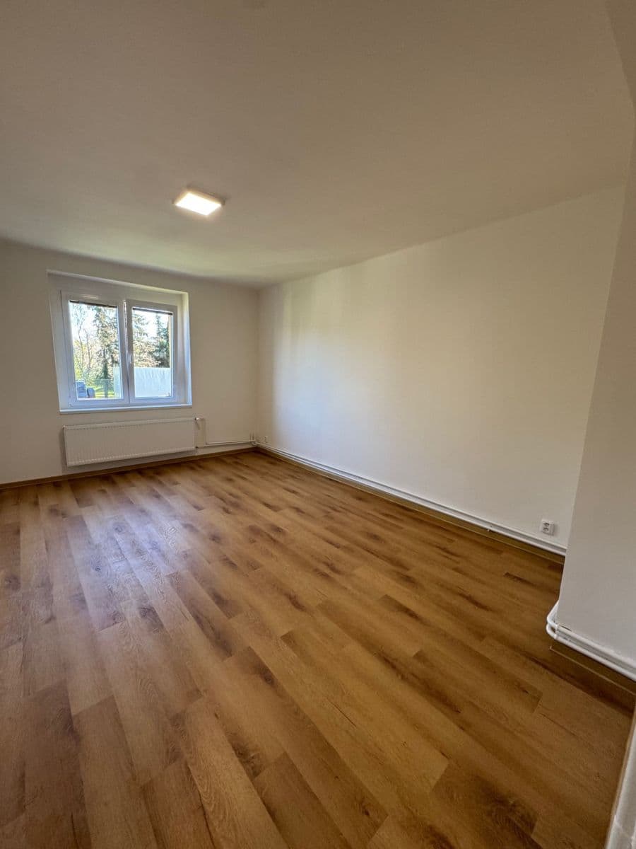 Prenájom bytu 4-izbový 94 m², U Krčské vodárny, Praha, Praha Prenájom bytu 4-izbový 94 m², U Krčské vodárny, Praha, Praha