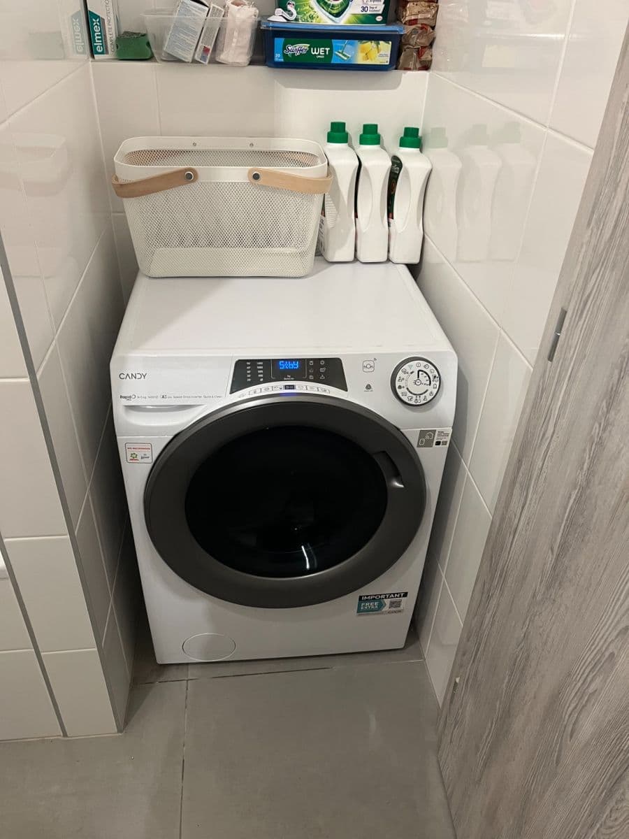 Prenájom bytu 1-izbový 42 m², Nad Kolčavkou, Praha, Praha Prenájom bytu 1-izbový 42 m², Nad Kolčavkou, Praha, Praha