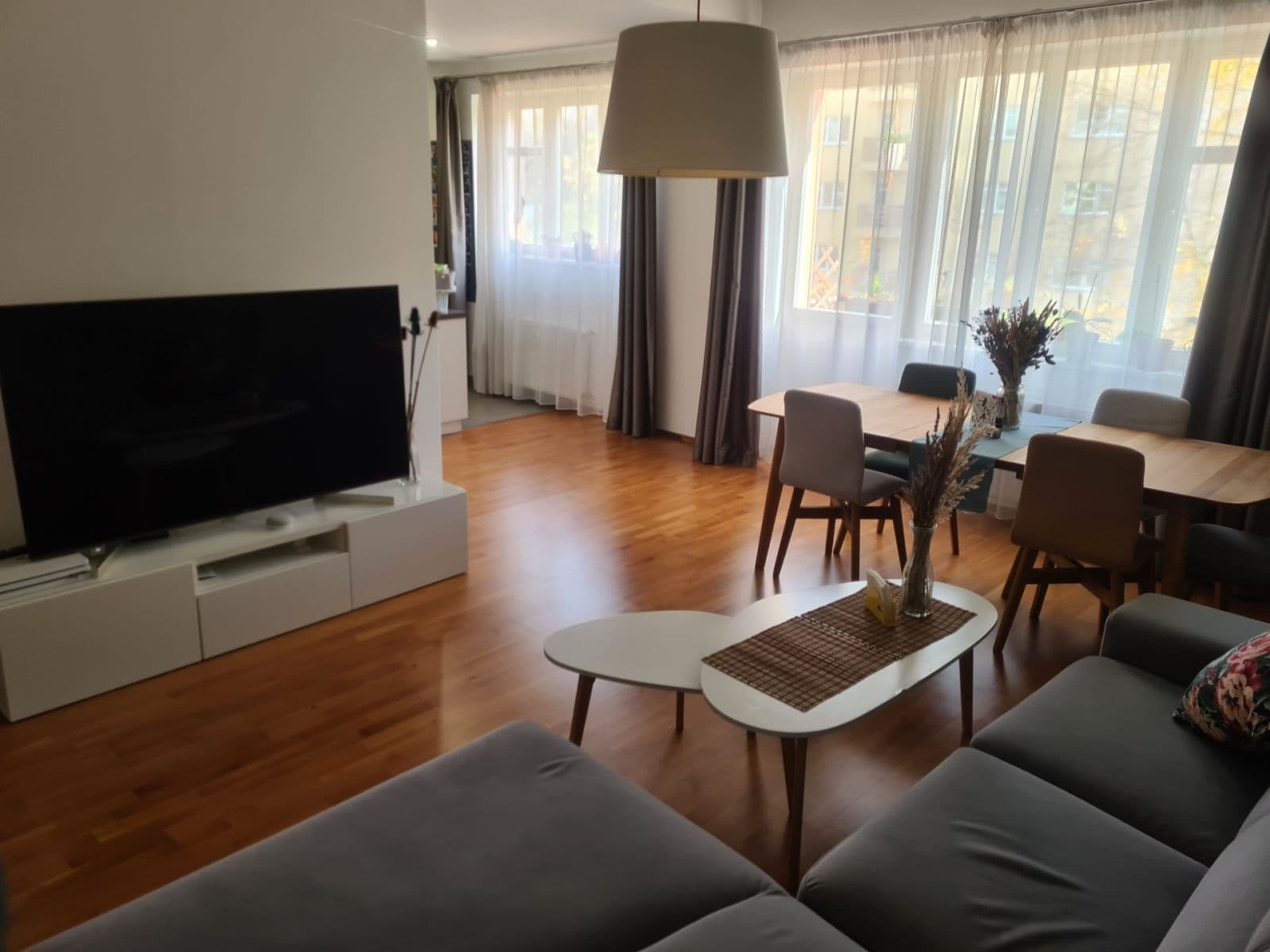 Prenájom bytu 3-izbový 78 m², Čeljabinská, Praha, Praha Prenájom bytu 3-izbový 78 m², Čeljabinská, Praha, Praha