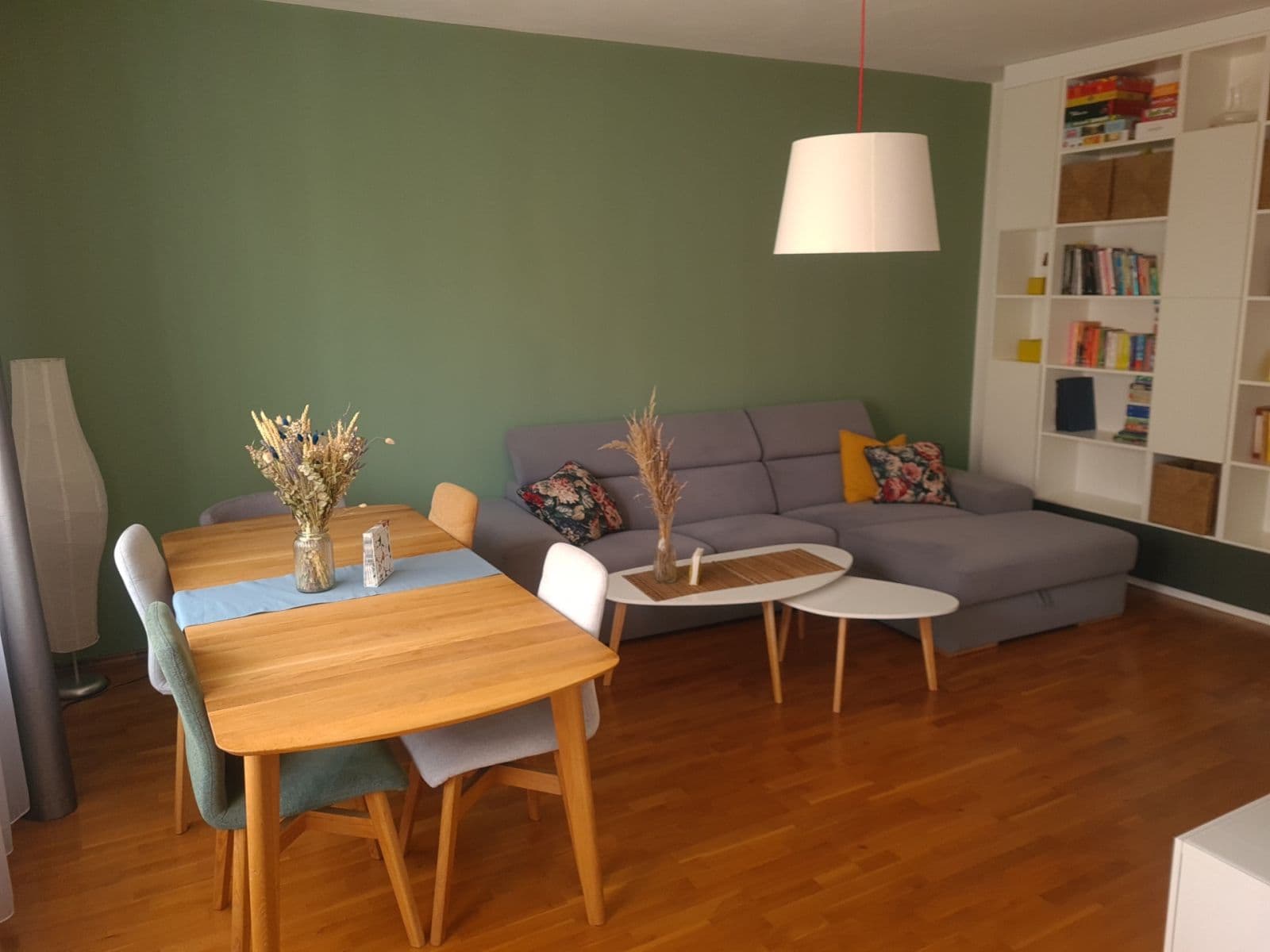 Prenájom bytu 3-izbový 78 m², Čeljabinská, Praha, Praha Prenájom bytu 3-izbový 78 m², Čeljabinská, Praha, Praha