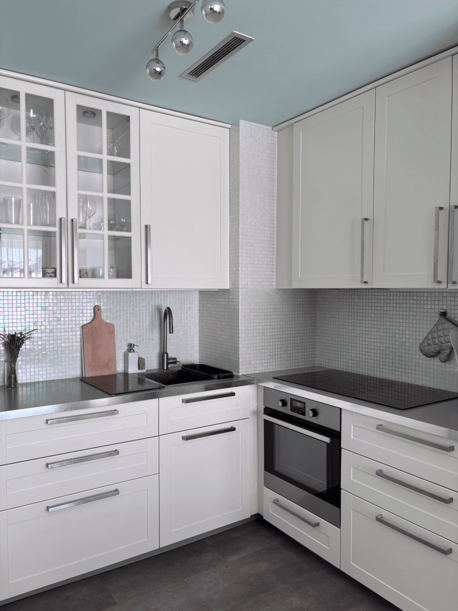 Prenájom bytu 4-izbový 96 m², Nepomuckých, Praha, Praha Prenájom bytu 4-izbový 96 m², Nepomuckých, Praha, Praha