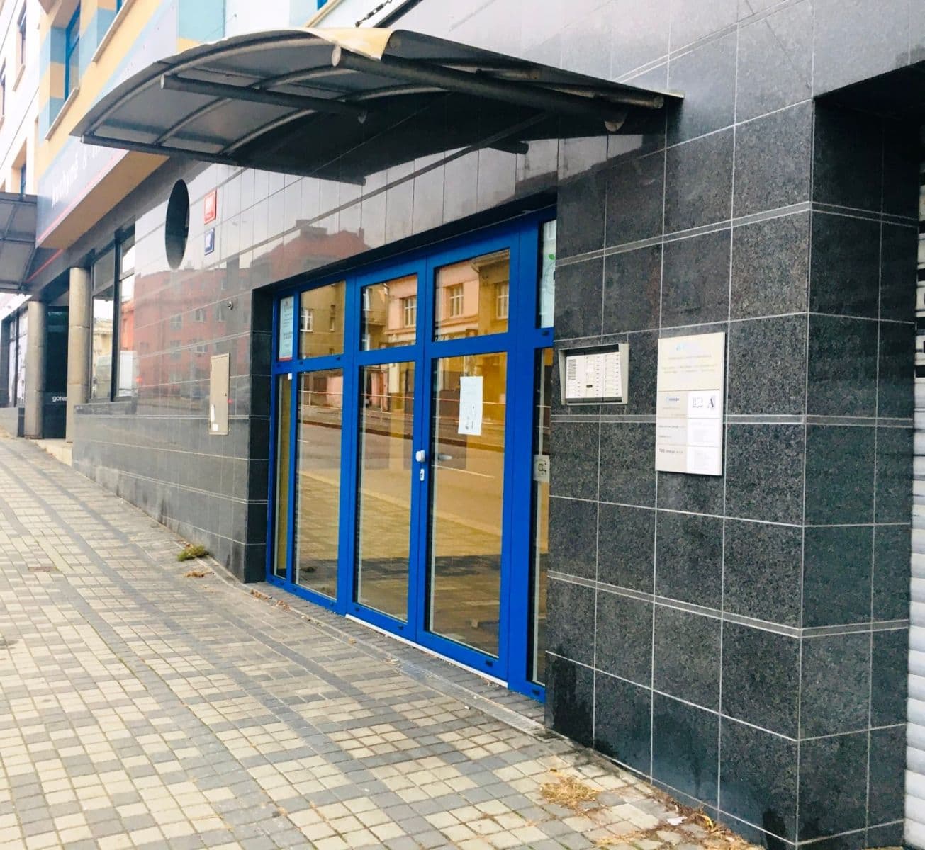 Prenájom kancelárie 58 m², Nad Šutkou, Praha, Praha Prenájom kancelárie 58 m², Nad Šutkou, Praha, Praha