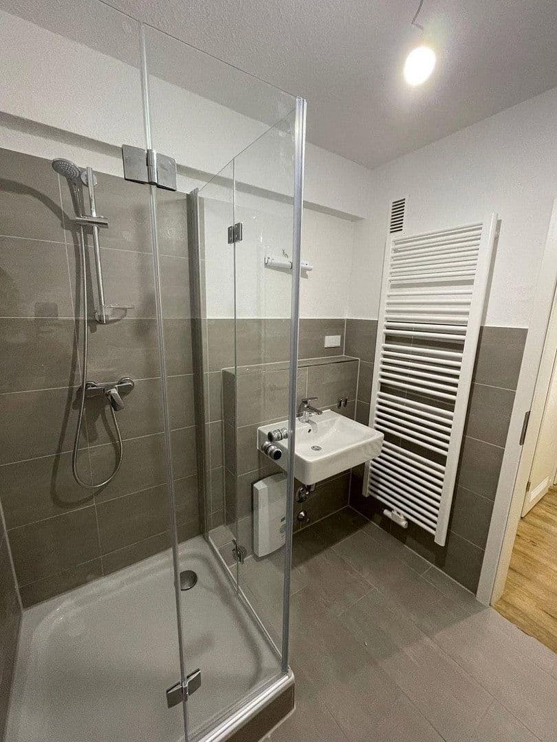 Prenájom bytu 3-izbový 77 m², Pestalozzistr., Mülheim, Severné Porýnie - Westfálsko Prenájom bytu 3-izbový 77 m², Pestalozzistr., Mülheim, Severné Porýnie - Westfálsko