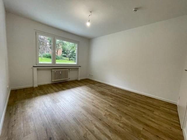 Prenájom bytu 3-izbový 77 m², Pestalozzistr., Mülheim, Severné Porýnie - Westfálsko Prenájom bytu 3-izbový 77 m², Pestalozzistr., Mülheim, Severné Porýnie - Westfálsko