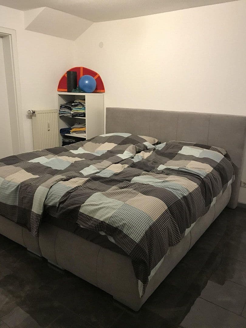 Prenájom bytu 2-izbový 48 m², Lottstetten, Bádensko-Wurttembersko Prenájom bytu 2-izbový 48 m², Lottstetten, Bádensko-Wurttembersko