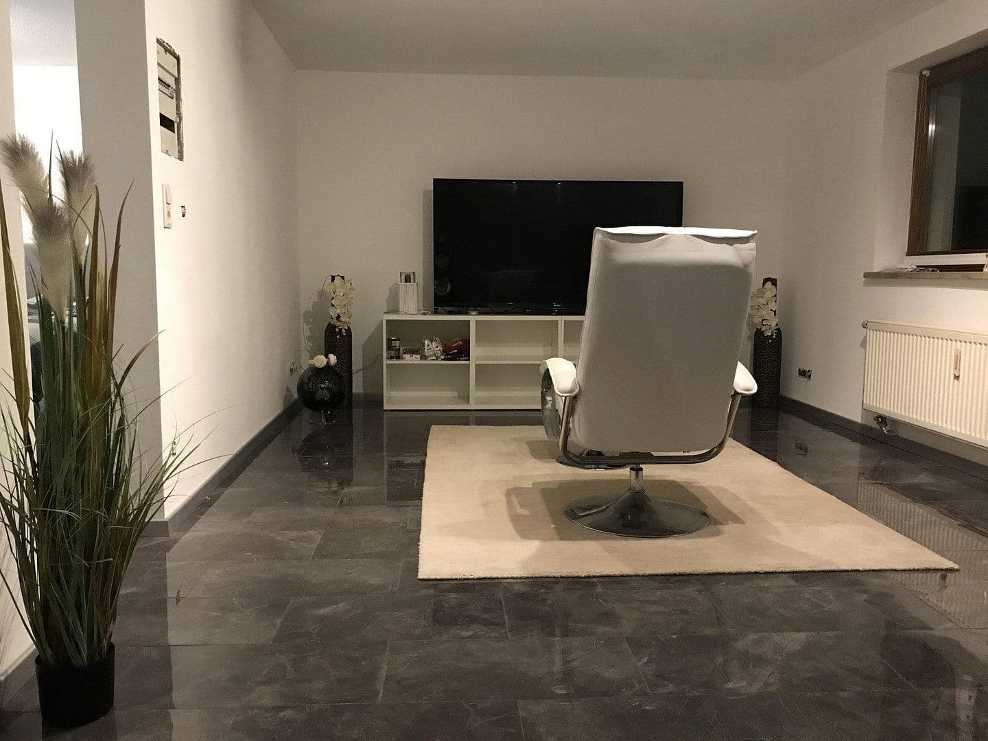 Prenájom bytu 2-izbový 48 m², Lottstetten, Bádensko-Wurttembersko Prenájom bytu 2-izbový 48 m², Lottstetten, Bádensko-Wurttembersko