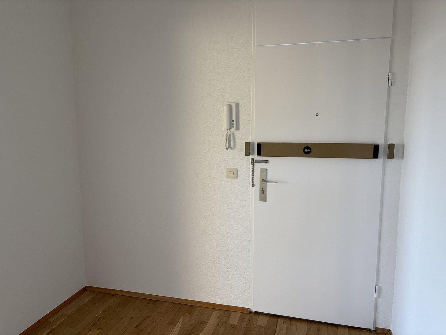 Prenájom bytu 3-izbový 87 m², Kaarst, Severné Porýnie - Westfálsko Prenájom bytu 3-izbový 87 m², Kaarst, Severné Porýnie - Westfálsko