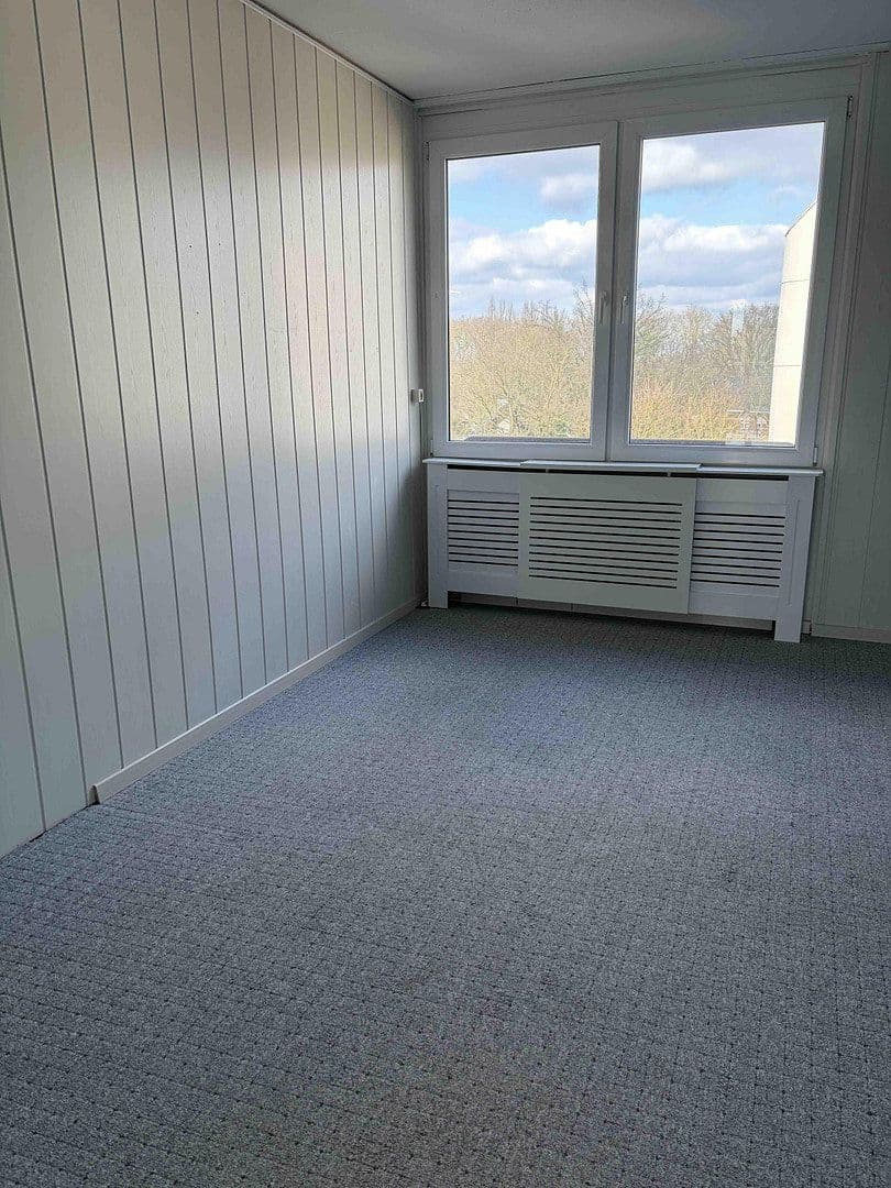 Prenájom bytu 3-izbový 87 m², Kaarst, Severné Porýnie - Westfálsko Prenájom bytu 3-izbový 87 m², Kaarst, Severné Porýnie - Westfálsko