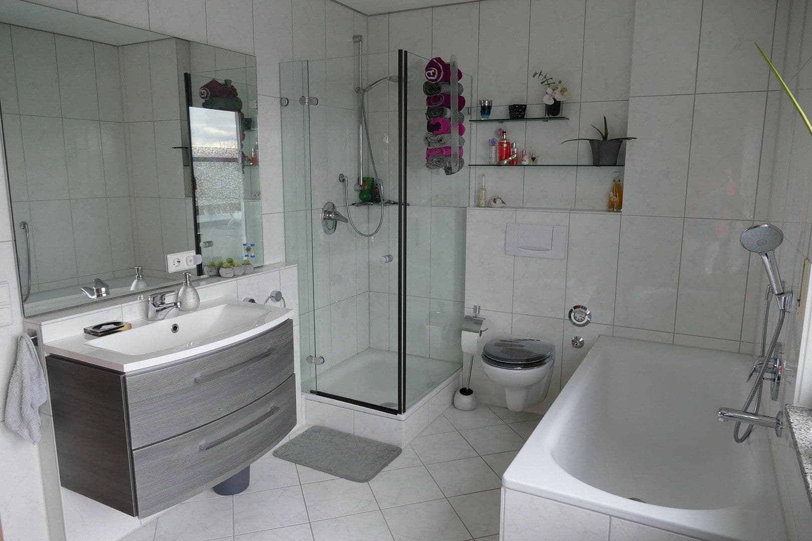 Predaj bytu 4-izbový 114 m², Aichtal, Bádensko-Wurttembersko Predaj bytu 4-izbový 114 m², Aichtal, Bádensko-Wurttembersko