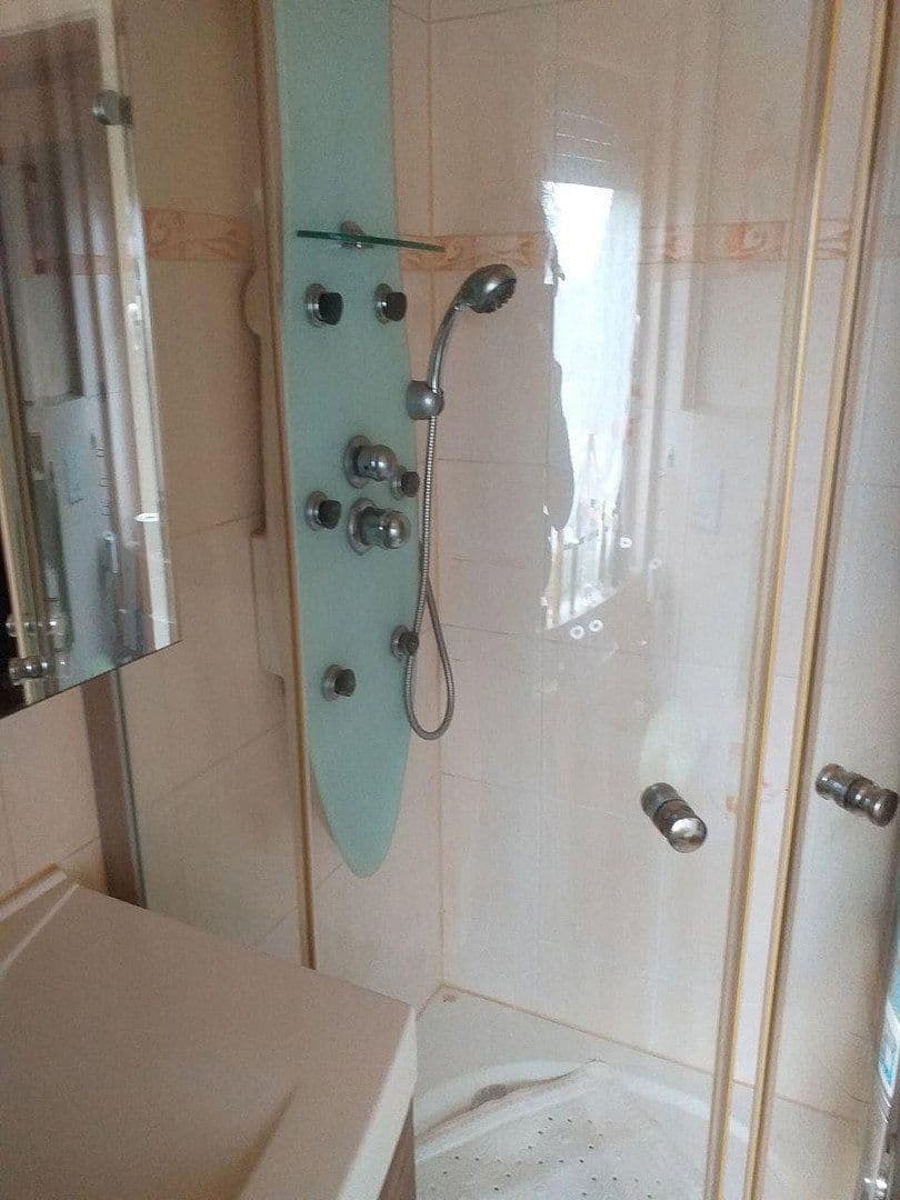 Predaj domu 200 m², pozemek 647 m², Oybin, Sasko Predaj domu 200 m², pozemek 647 m², Oybin, Sasko