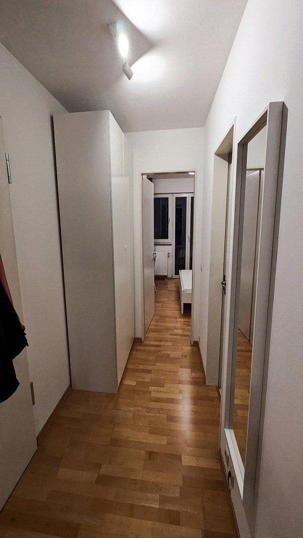 Prenájom bytu 2-izbový 59 m², München, Bavorsko Prenájom bytu 2-izbový 59 m², München, Bavorsko