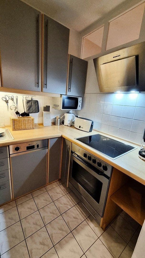 Prenájom bytu 2-izbový 59 m², München, Bavorsko Prenájom bytu 2-izbový 59 m², München, Bavorsko