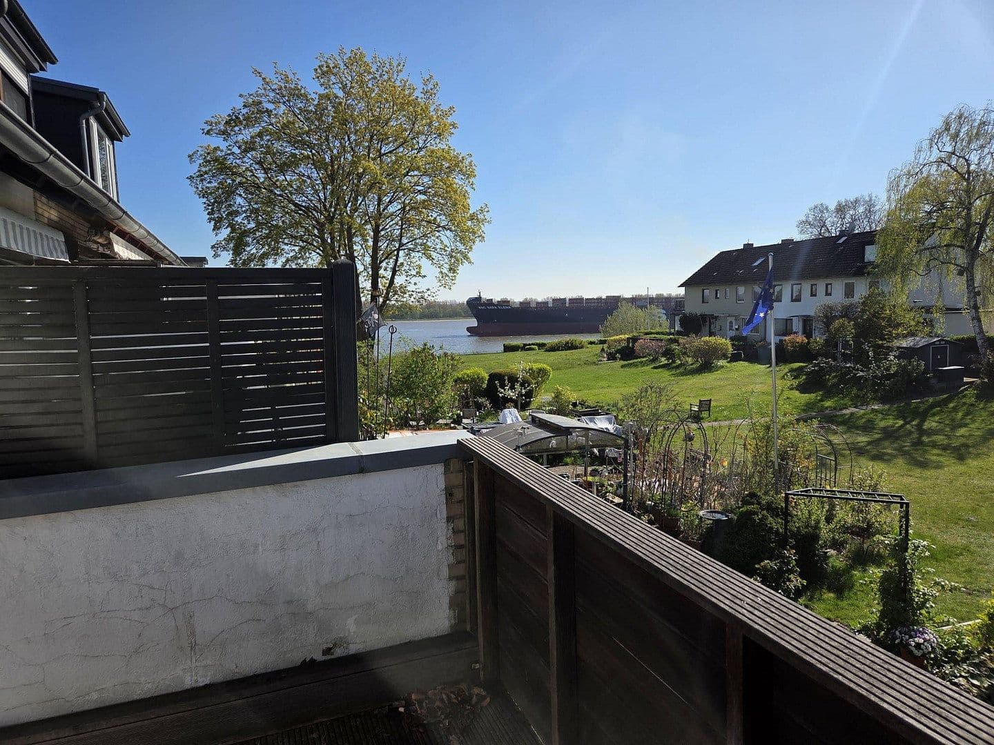 Predaj domu 80 m², pozemek 204 m², Königsbergstr.72, Wedel, Šlezvicko-Holštajnsko Predaj domu 80 m², pozemek 204 m², Königsbergstr.72, Wedel, Šlezvicko-Holštajnsko